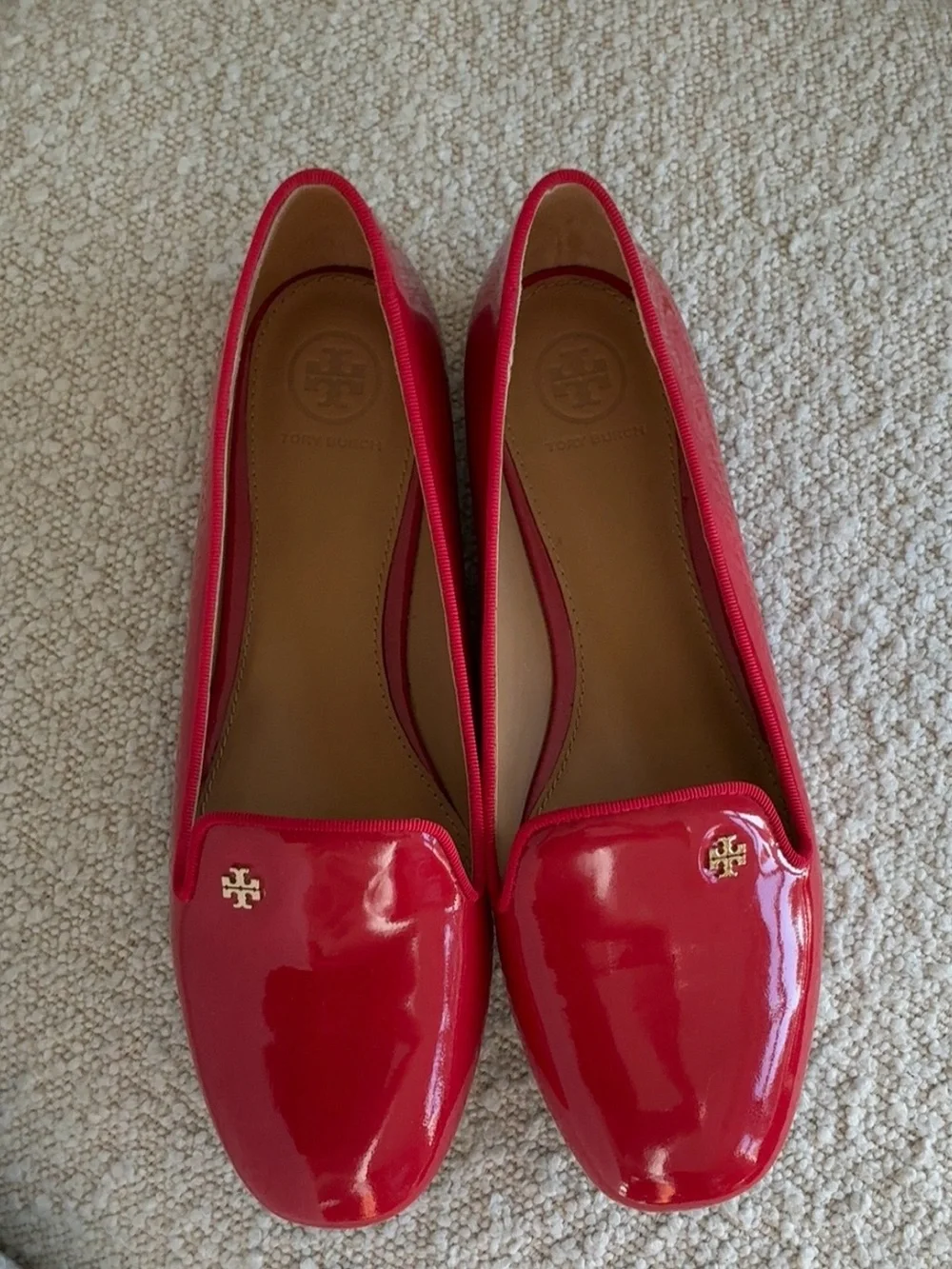 Tory Burch Red Patent Leather Loafers with Gold Logo Samantha smoking slipper